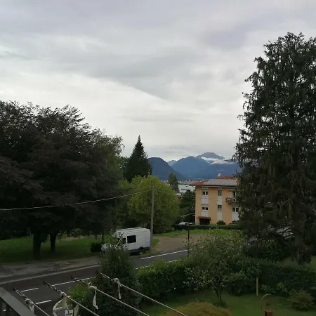 Holiday home Attico Lago&monti